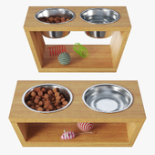 Feeder for cats and dogs